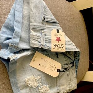Vanilla Star MWT juniors denim shorts. 3” inseam. Size 5